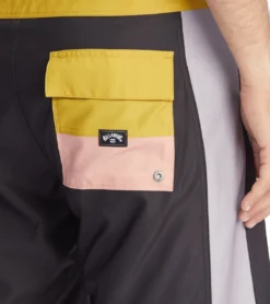 Billabong Men's D Bah Ciclo Pro Boardshort -Speede Trendy 7268887986344 black 5a